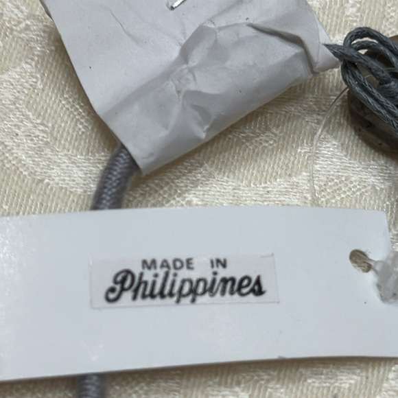 decouture Rox Blue & White Pendant Necklace - Picture 4 of 7